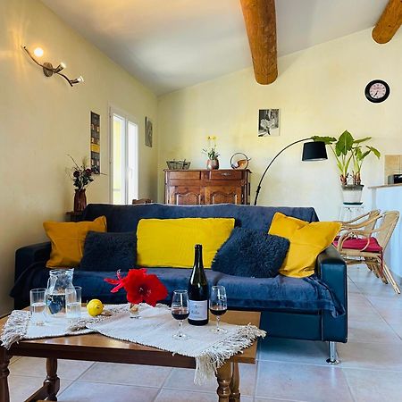 Gite Les Vignes カルパントラ エクステリア 写真